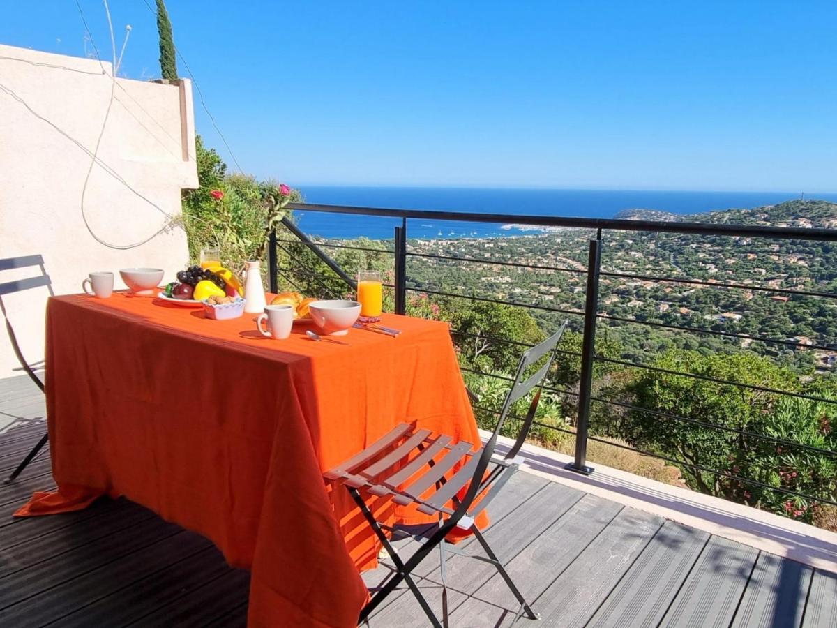 Holiday Home Les Terrasses De L'Eau Blanche-4 By Interhome Cavalaire-sur-Mer Exterior foto