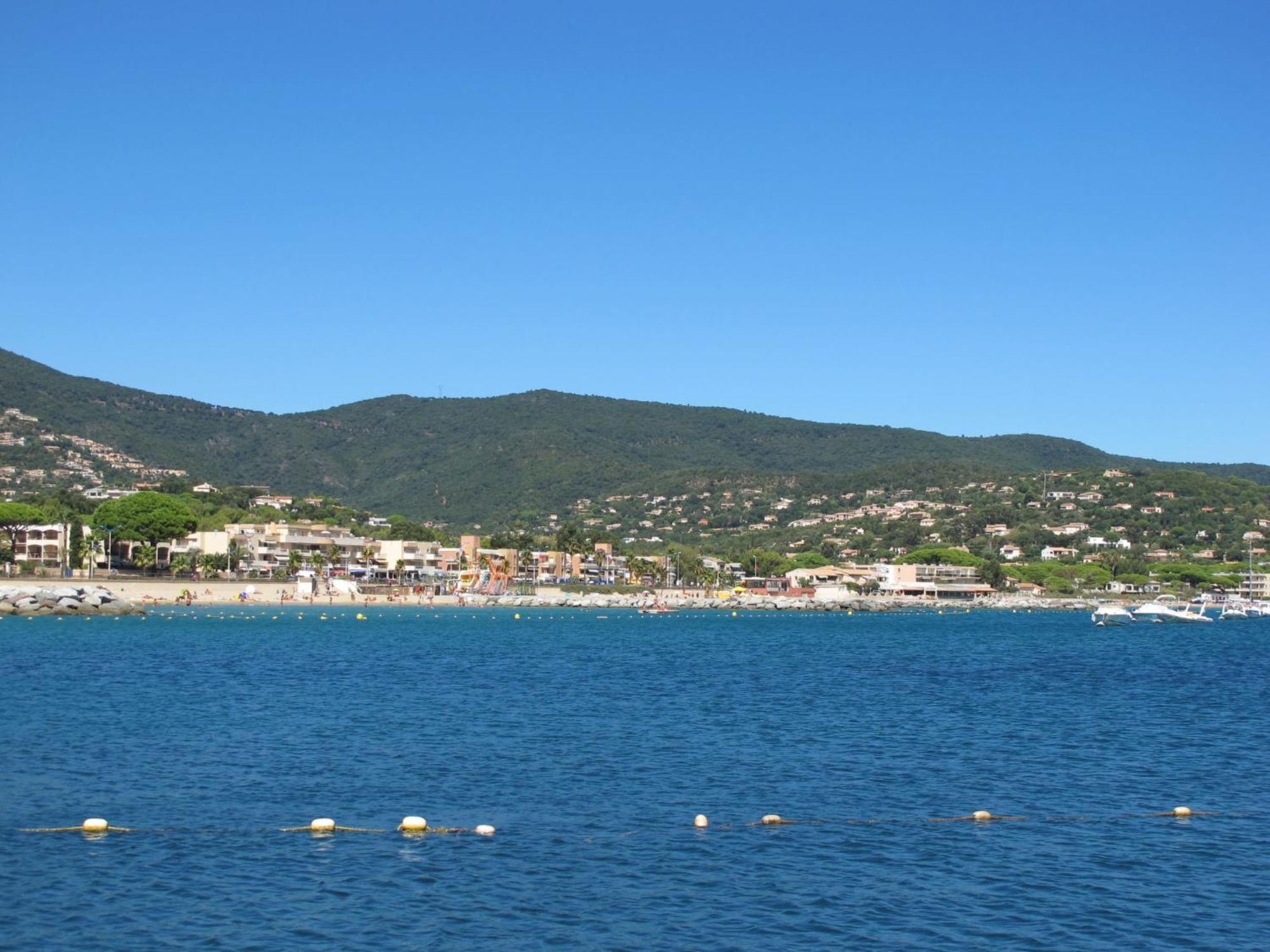 Holiday Home Les Terrasses De L'Eau Blanche-4 By Interhome Cavalaire-sur-Mer Exterior foto